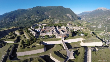 Mont-Dauphin, place forte Vauban vu du ciel