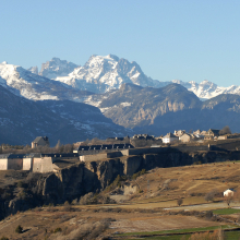 Mont-Dauphin et le massif des Ecrins - Crédit photo Bertrand BODIN 